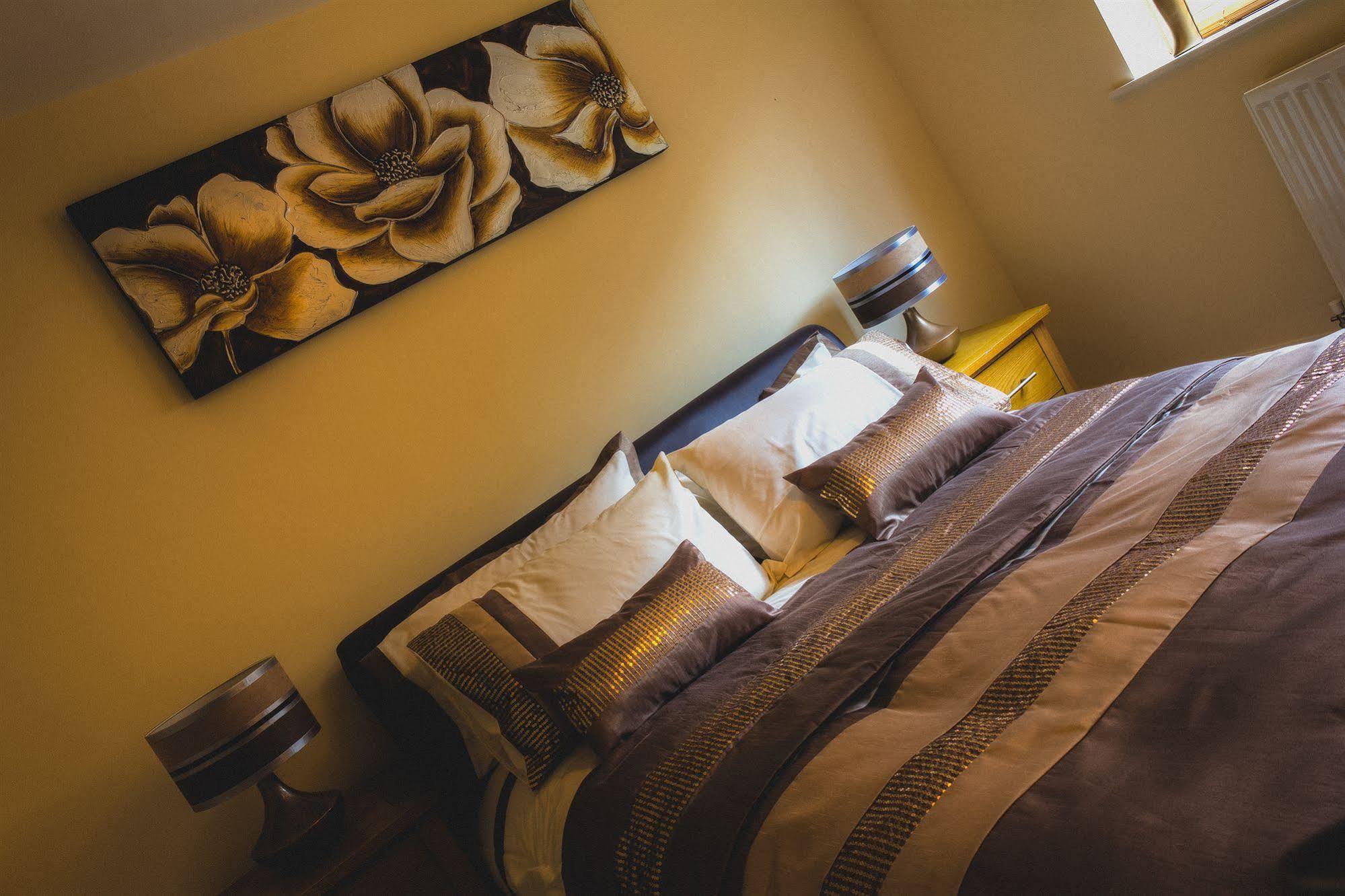 The Lindley Suite - Simple2Let Serviced Apartments Huddersfield Zewnętrze zdjęcie