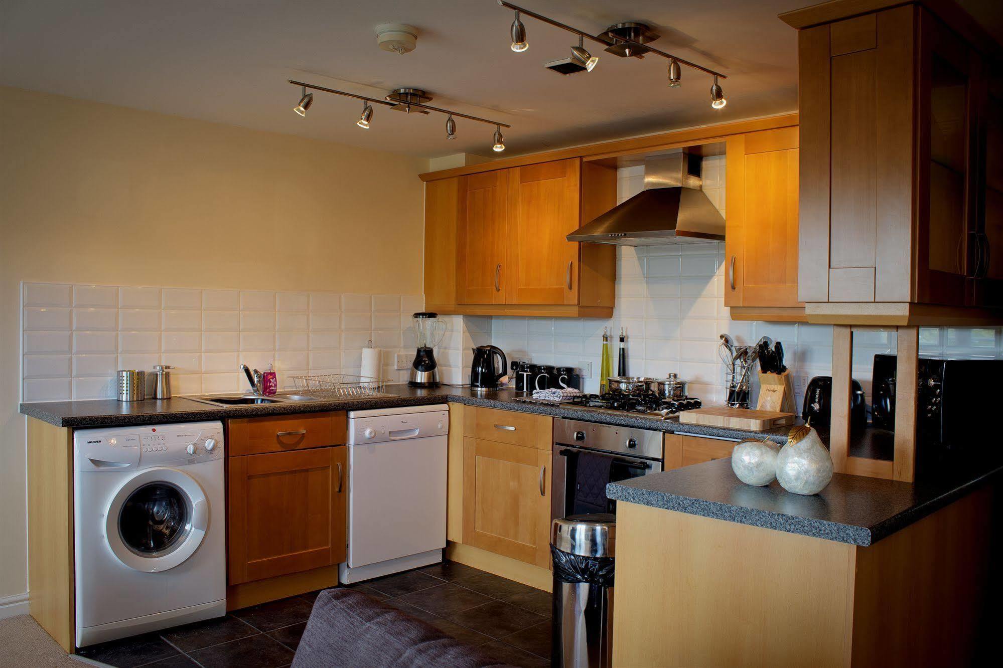 The Lindley Suite - Simple2Let Serviced Apartments Huddersfield Zewnętrze zdjęcie